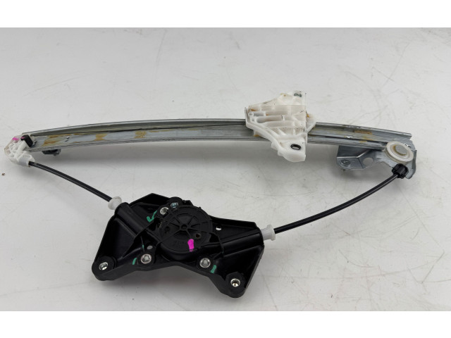 Моторчик заднего дворника 3E22B4    Toyota Yaris Cross