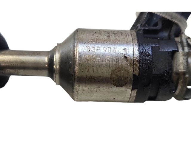 Vstřikovač 03F906036B Seat Ibiza IV (6J,6P) CBZB