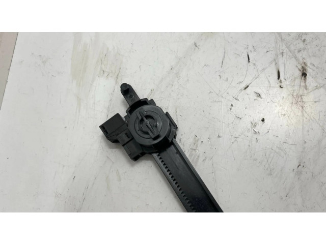 Амортизатор перчаточного ящика