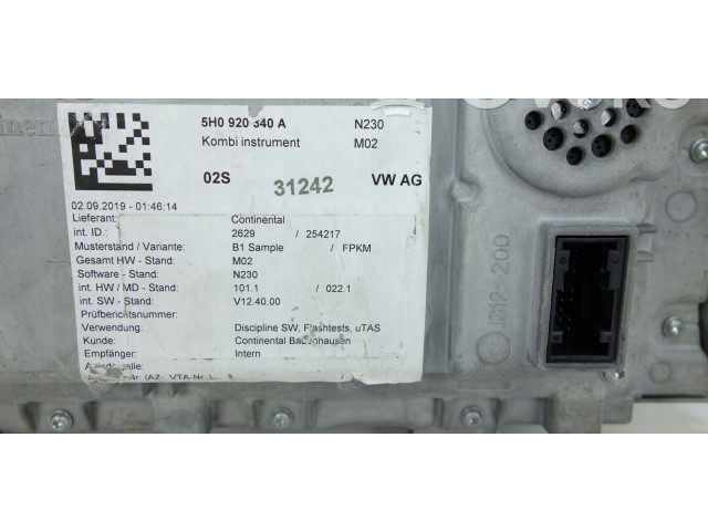 Панель приборов 5H0920340A, 5H0920340A   Volkswagen Golf VIII       