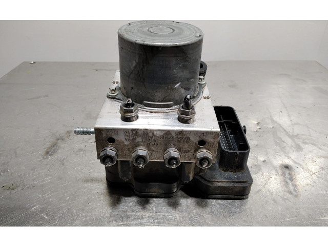 Блок управления АБС 6C0614517R Skoda Fabia Mk3 (NJ)