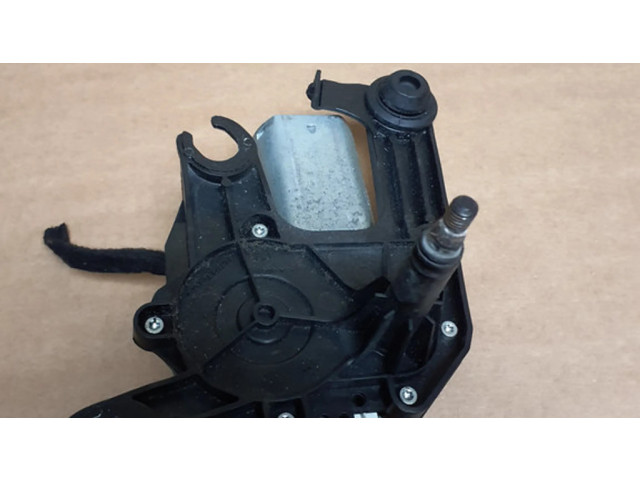 Моторчик заднего дворника 9683382380    Citroen C3