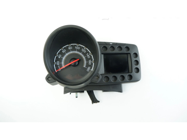 Панель приборов    Chevrolet Spark       