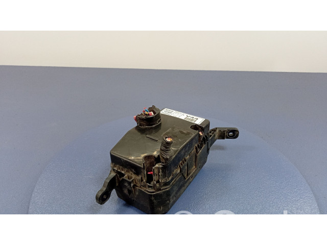 Блок предохранителей  912101C400   Hyundai Getz    