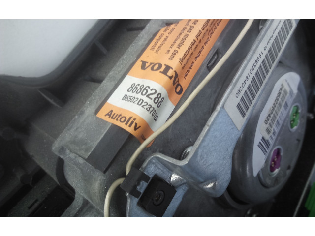 Блок управления двигателя 8686288 Volvo XC70