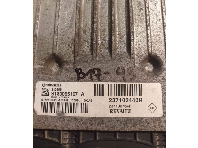 Блок управления двигателя 237102440R, S180095107A Dacia Duster