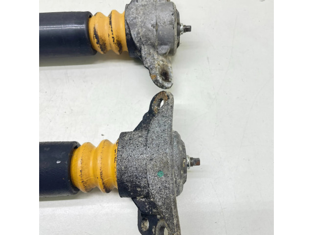 Задний aмортизатор