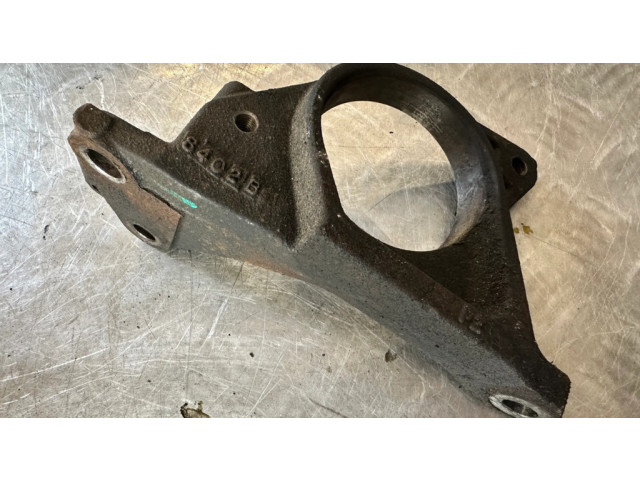 Кронштейн подвесного подшипника полуоси