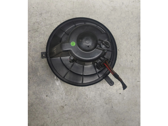 Вентилятор печки 2002221 Skoda Octavia Mk2 (1Z)
