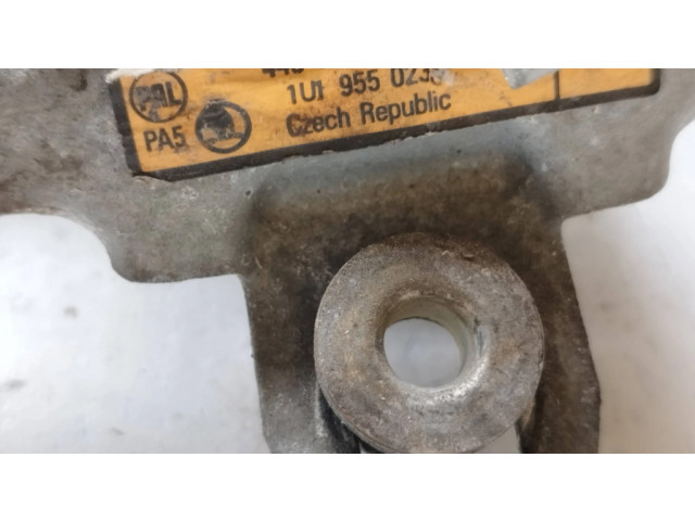 Моторчик дворников 1j1955113c, 1U19550235 Skoda Octavia Mk1 (1U)
