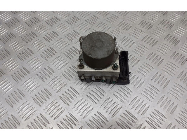 Блок АБС    Nissan  Kubistar   -  года