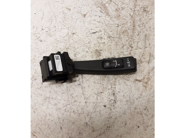 Ручка стеклоочистителей 31456042   Volvo V70