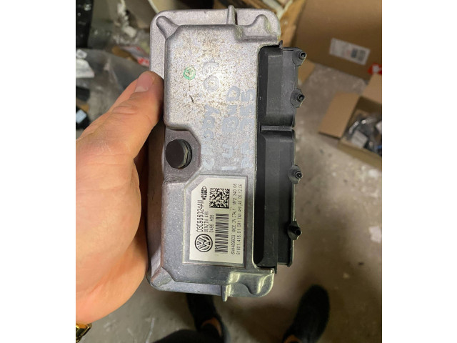 Řídící jednotka 03C906024AN, 6AH4896CG   Volkswagen Caddy 2006