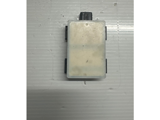 Модуль управления слепым пятном 31665693   Volvo XC90       