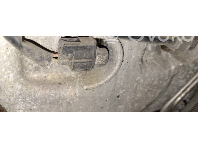 Форсунка     Subaru Outback   