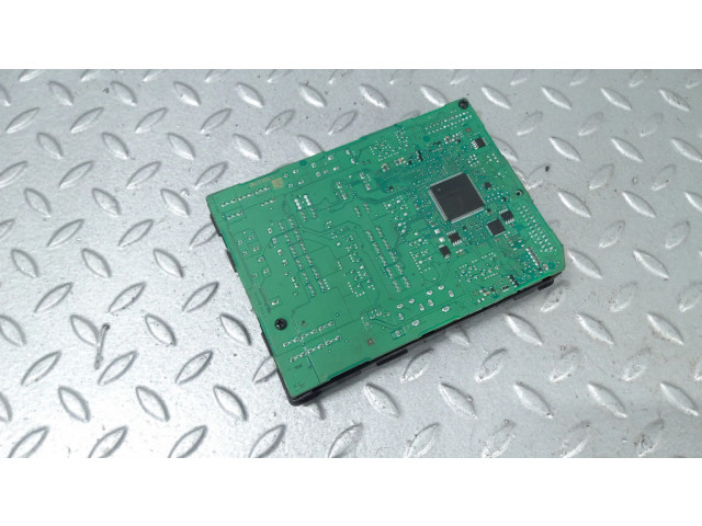 Блок предохранителей 284B64435R   Dacia Sandero    