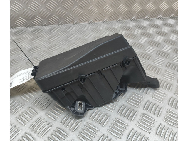 Блок предохранителей 5WA907361A Skoda Octavia Mk4