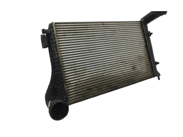 Интеркулер 1K0145803AL Skoda Octavia Mk2 (1Z)