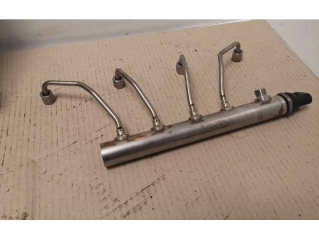 Vstřikovací lišta 13537585411, 13537585411 BMW X5 F15 N20-B20A