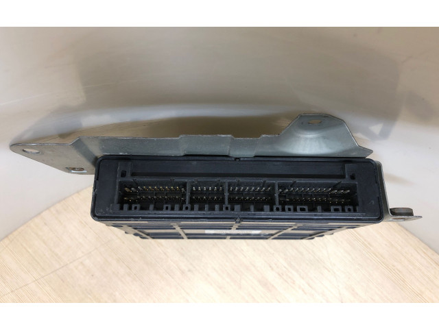 Řídící jednotka MK369406, E6T01071 Mitsubishi Pajero 2000