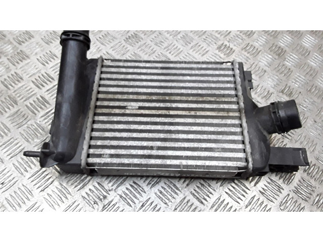 Интеркулер Dacia Logan II