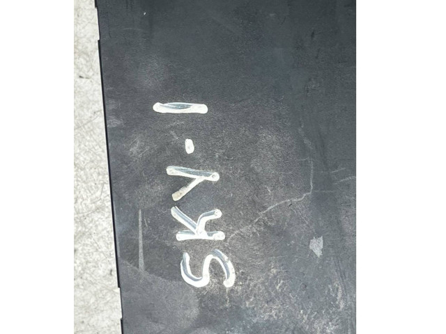 Блок комфорта 1K0937086N, S0651H110AC Skoda Yeti (5L)