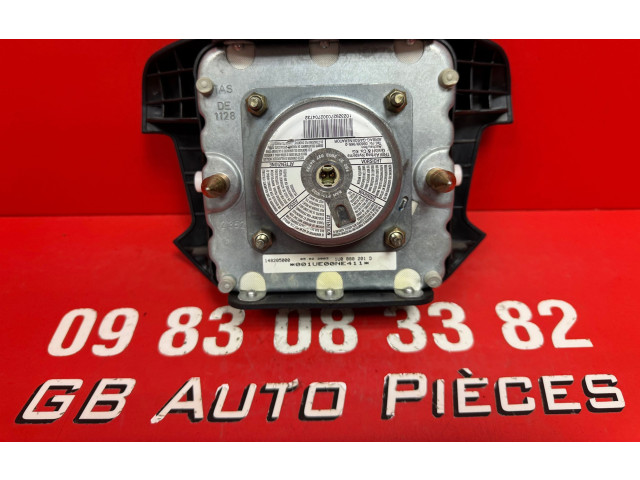 Подушка безопасности водителя 1U0880201D Skoda Superb B5 (3U)