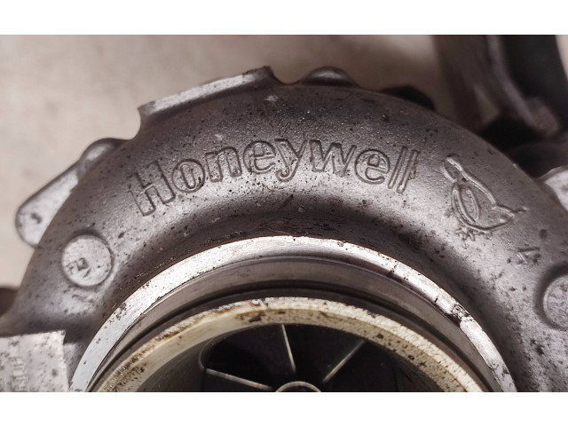 Turbodmychadlo Турбина 8584218, 11658584219 BMW 5 G30 G31 B57