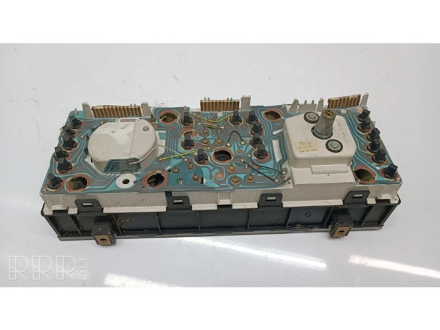 Панель приборов 090415099011, 7700797032   Renault 21       