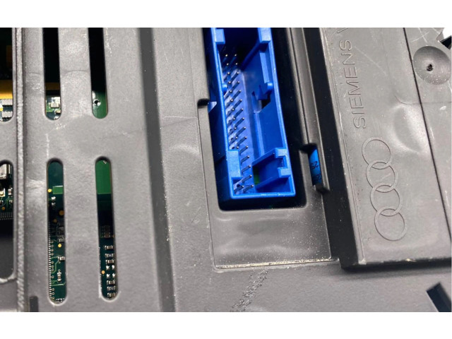 Панель приборов 4E0920900K, 4A0910900K   Audi A8 S8 D3 4E       