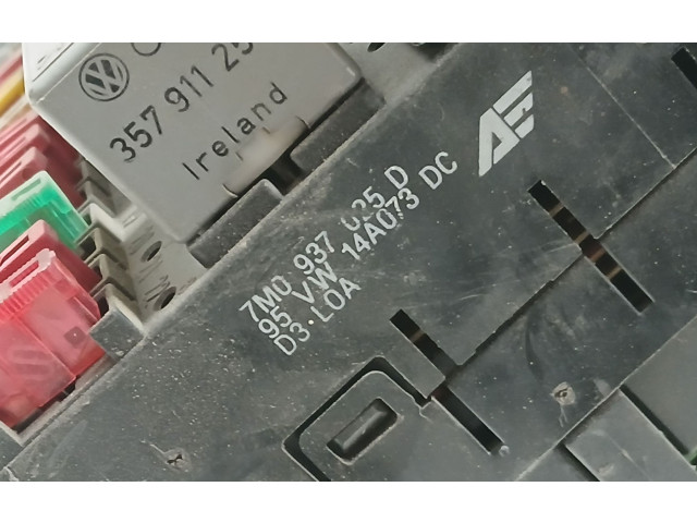 Блок предохранителей 7M0937025D, 95VW14A073DC Ford Galaxy