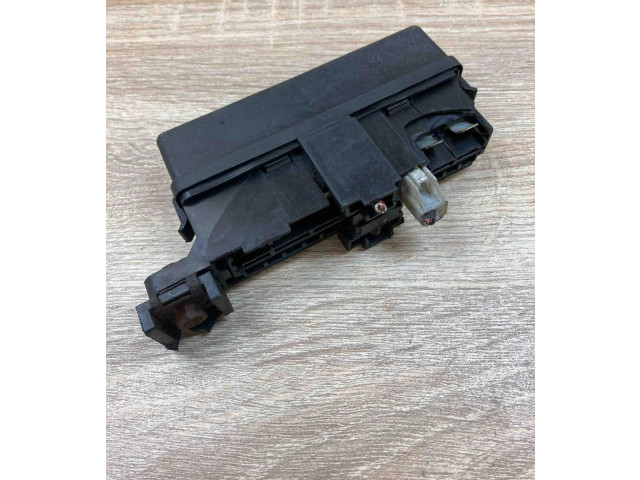 Pojistková skříňka GE6S5335 Mazda 626 1998