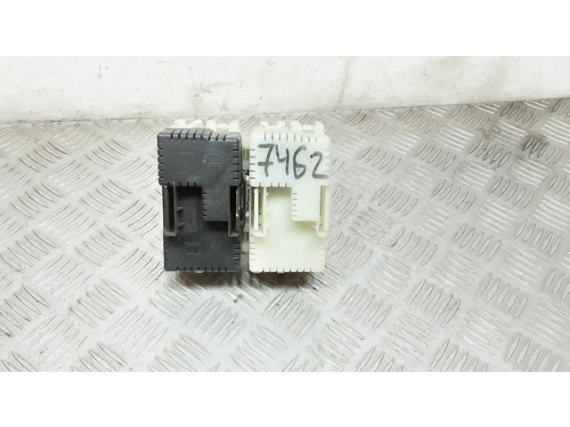 Pojistková skříňka 6G9T14C507, K067R Ford S-MAX 2010