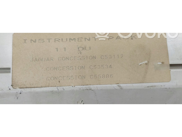 Панель приборов Jaguar XJ X308