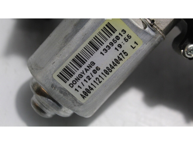 Моторчик заднего дворника 13395013 Opel Astra J