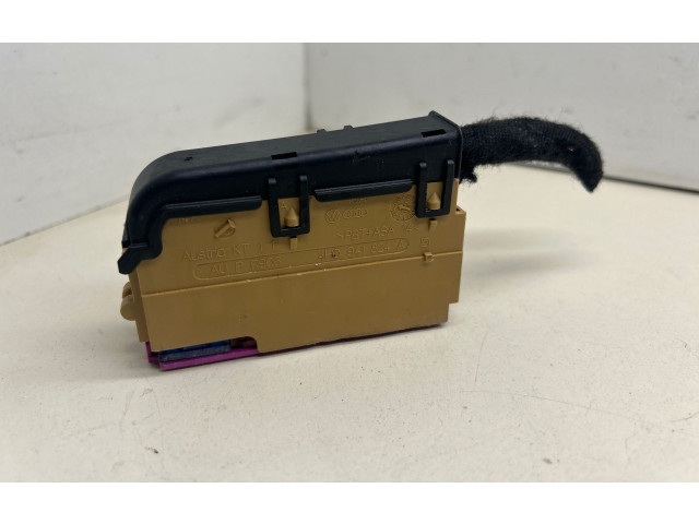 Pojistková skříňka 4H0941824A Audi Q7 4M 2017