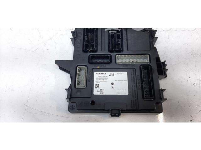 Блок комфорта 284B19561R Renault Clio IV