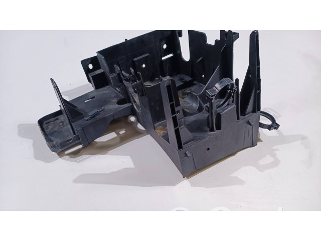   Pojistková skříňka 15175348   Hummer H2 2003