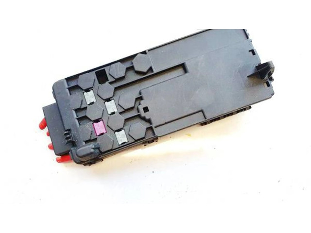 Блок предохранителей  2115452301, 0-1394841-1   Mercedes-Benz E W211    