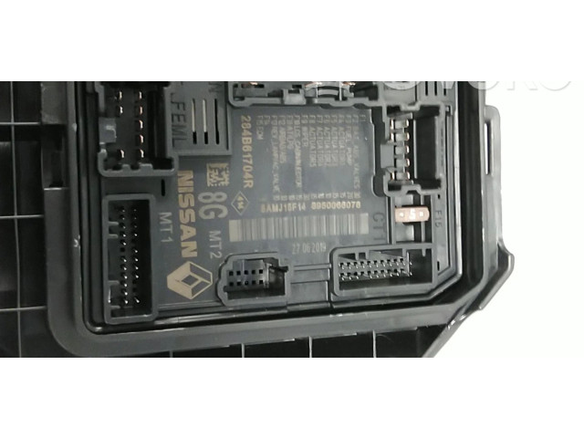 Блок предохранителей 284B69541R, 284B64086R   Renault Clio V    