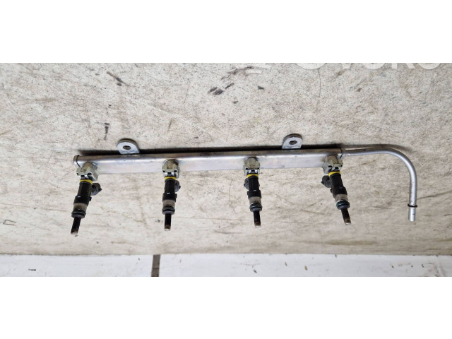 Топливная рампа 1465A412 Mitsubishi Outlander для двигателя -