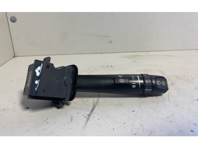 Ручка стеклоочистителей 30768101, 05W21D   Volvo V70