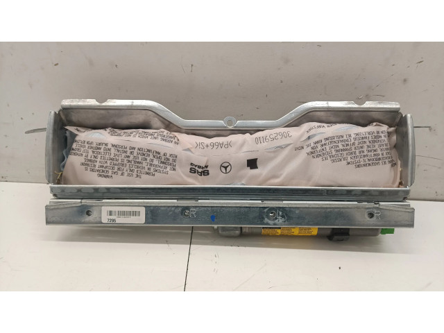 Подушка безопасности для колен 2048600200   Mercedes-Benz E A207