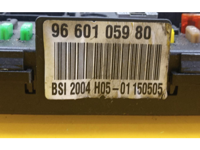 Блок предохранителей 9660105980   Citroen C4 I    