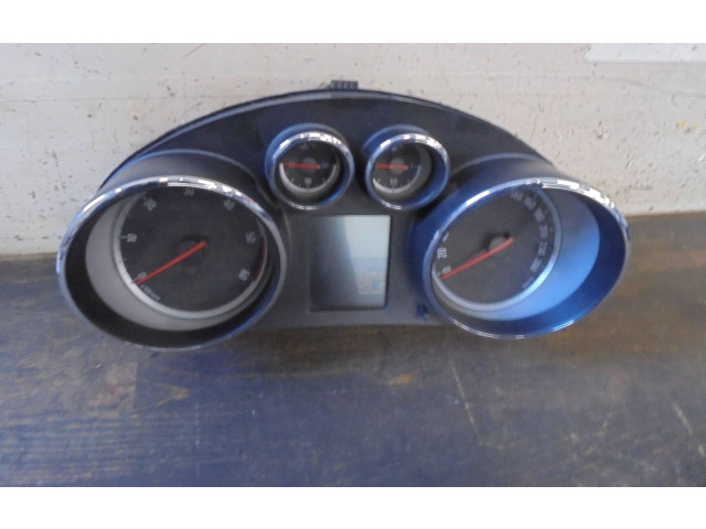 Přístrojová deska  Opel Zafira C 2012 13374901, 13374901  