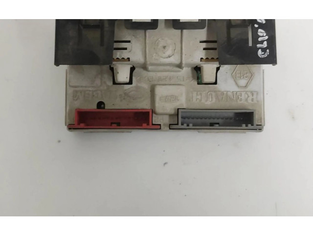 Дисплей    P7700428028A   Renault Clio II