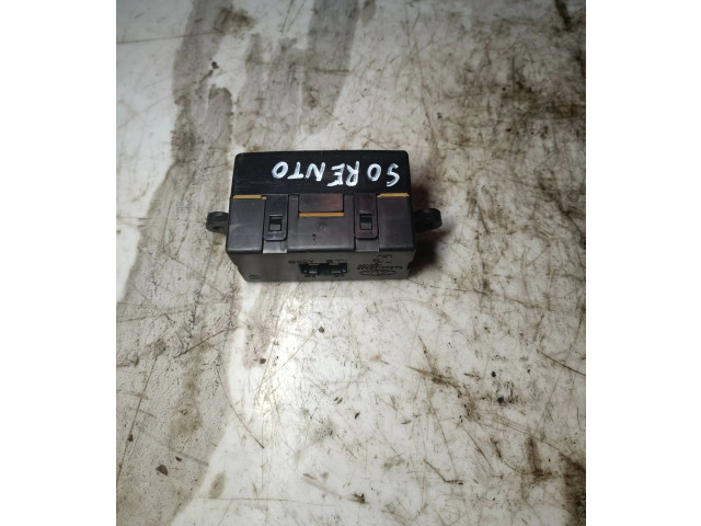 Дисплей 945003e000 KIA Sorento