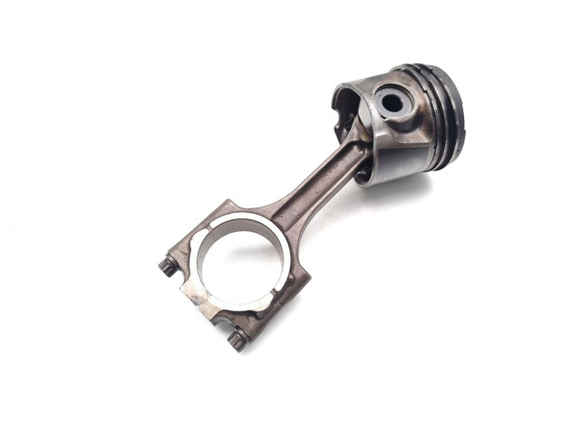  Поршень с шатуном D5244T4 D5244T4  Volvo XC90  