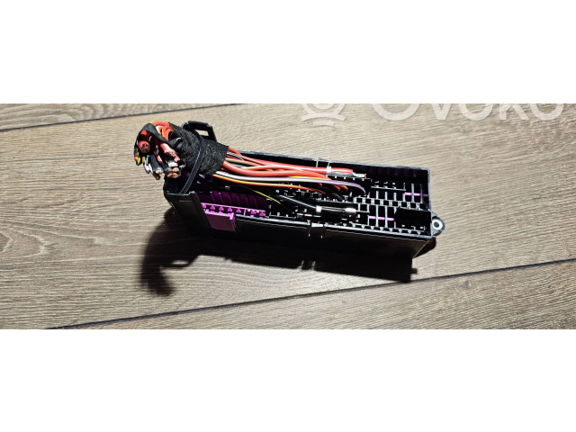   Pojistková skříňka 1t1937615b   Volkswagen Tiguan 2015