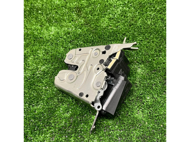 Zámek zadních dveří A0997400600, 331120 Mercedes-Benz GLE W167 2019